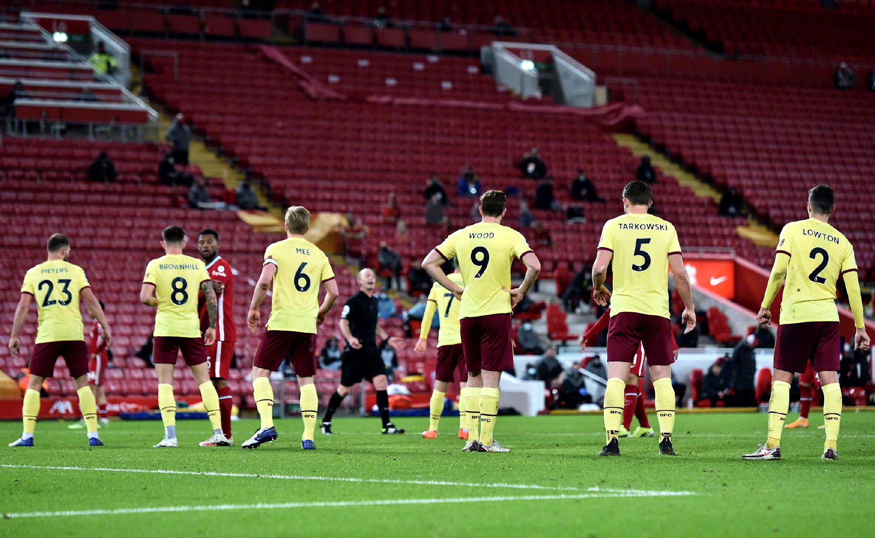 亚后防线带 亚后防线带